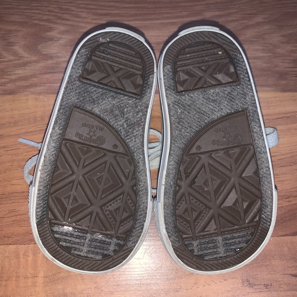 Converse All Stars size 4 toddler - gray - Picture 4 of 4